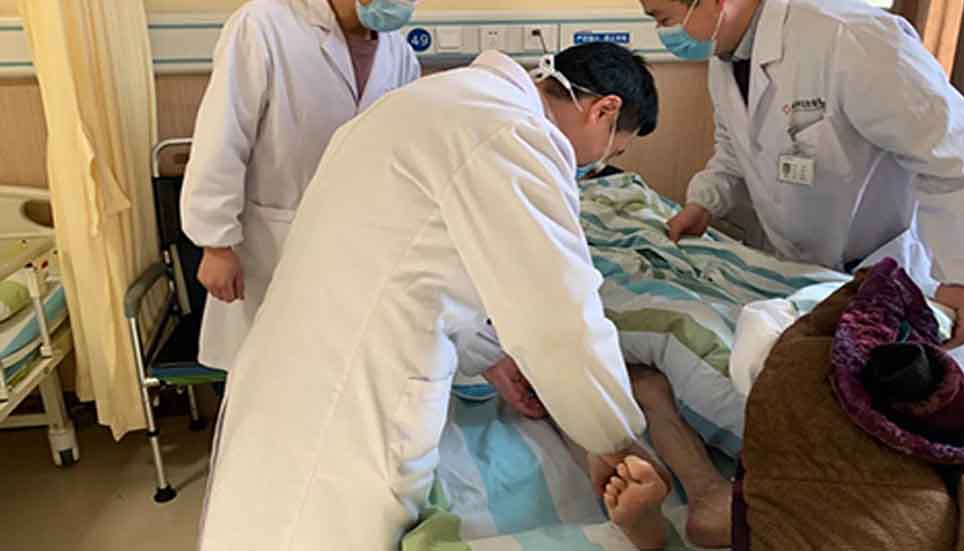 嵊州邦爾 | 骨科又雙叒叕成功實(shí)施百歲老人高齡手術(shù)！